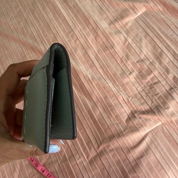 Tory Burch McGraw Leather Flap Card Case In Blue Celadon Small Leather Wallet - Picture 9 of 10